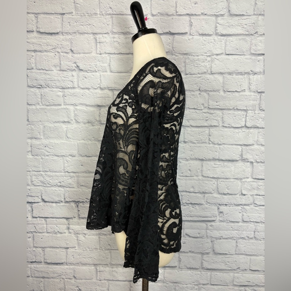 Show Me Your Mumu Flora Fan Top Iola Lace Black size S - Picture 7 of 9
